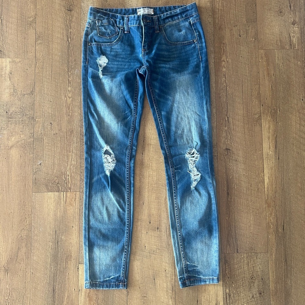 Free People Distressed Skinny Jeans W25 | Mid Rise Stretch Medium Wash
